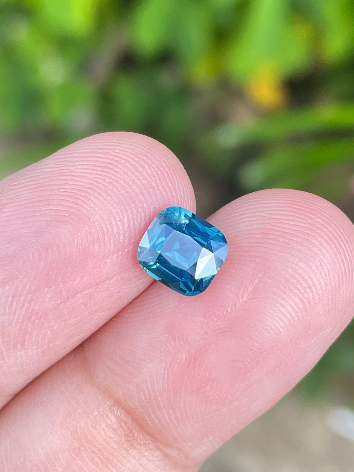 Aqua Color Sapphire  1.76CT