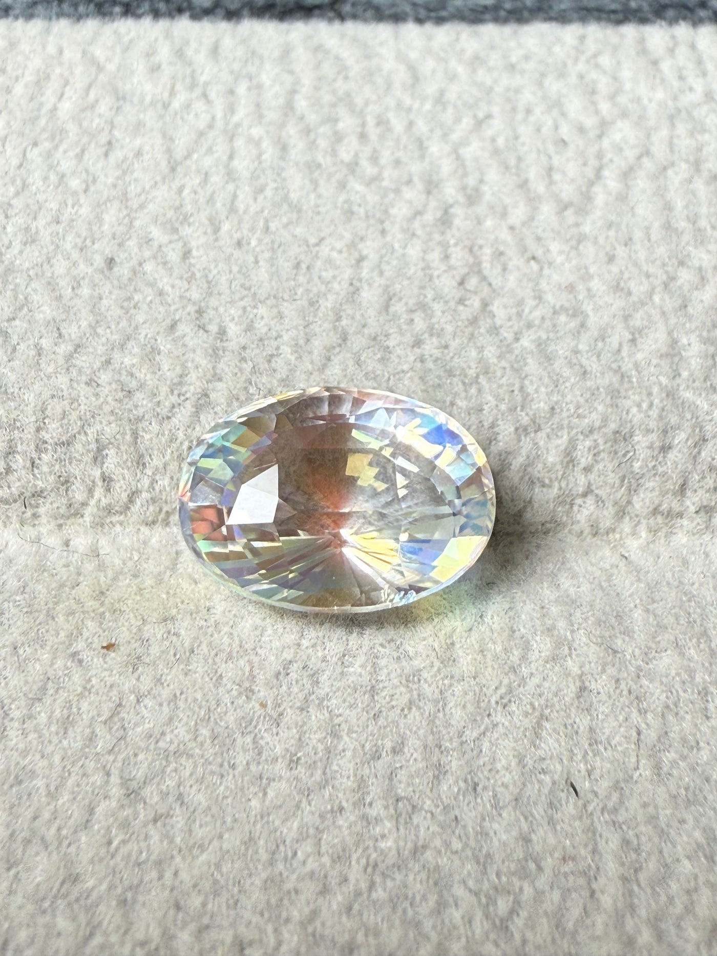 SUPER RARE RAINBOW MOONSTONE • 3.5 CT