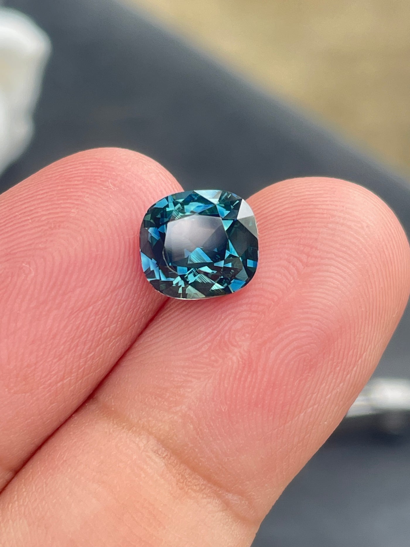 Teal Sapphire | 3.51CT | No Heat