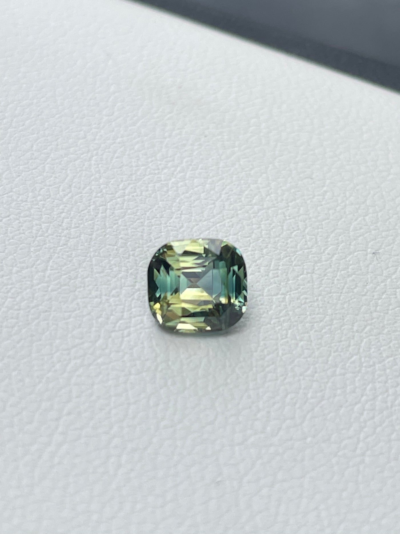 Parti Sapphire   1.39 CT