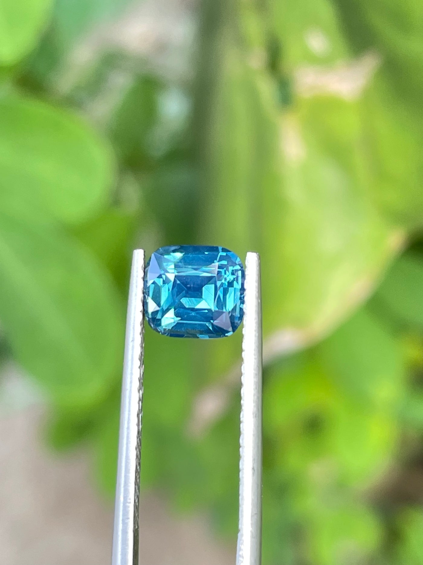 Aqua Color Sapphire  1.76CT