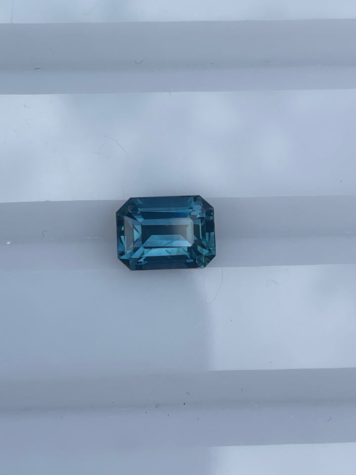 Teal Sapphire - Crystalgemlk.com