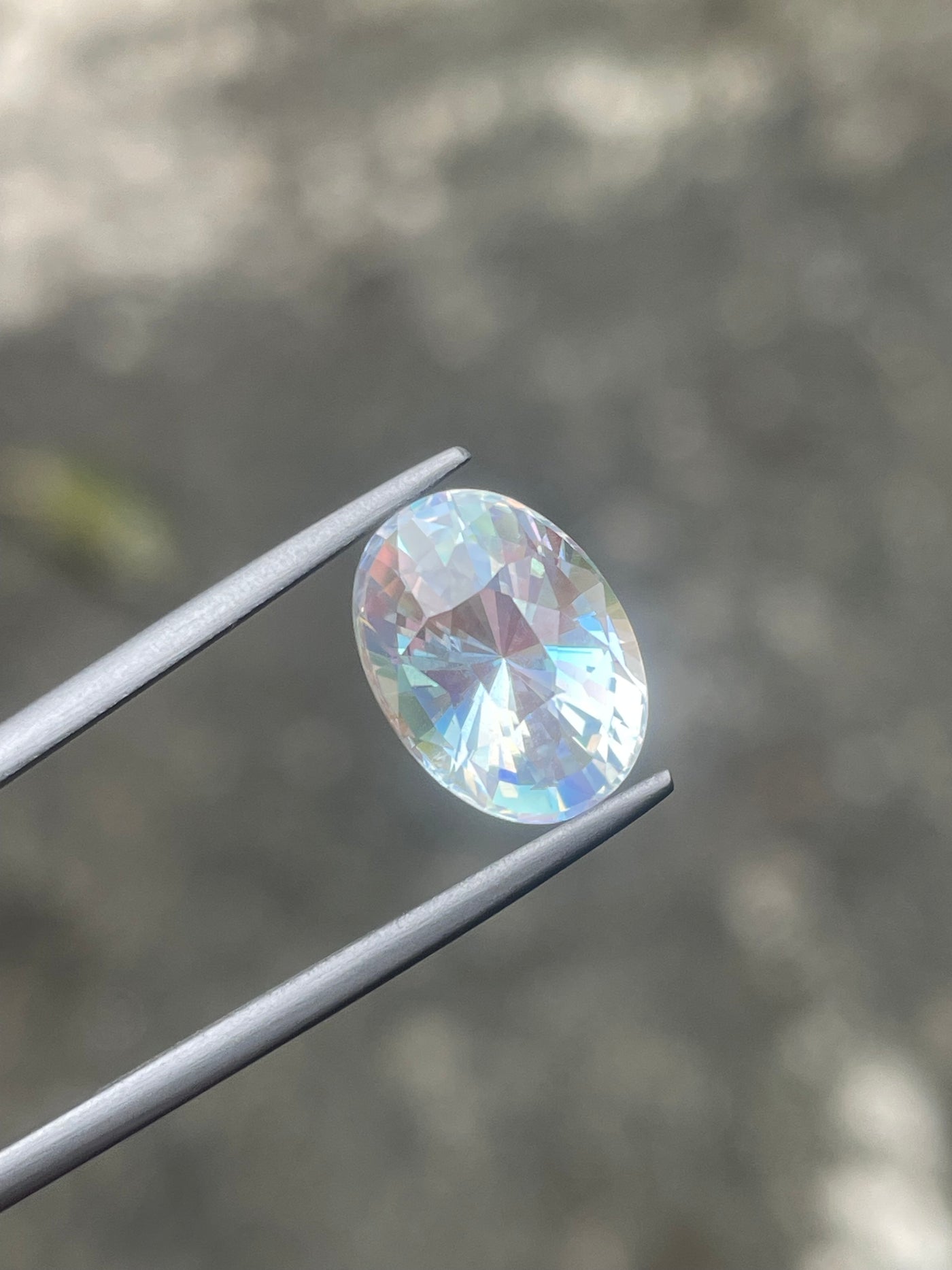 SUPER RARE RAINBOW MOONSTONE • 3.5 CT