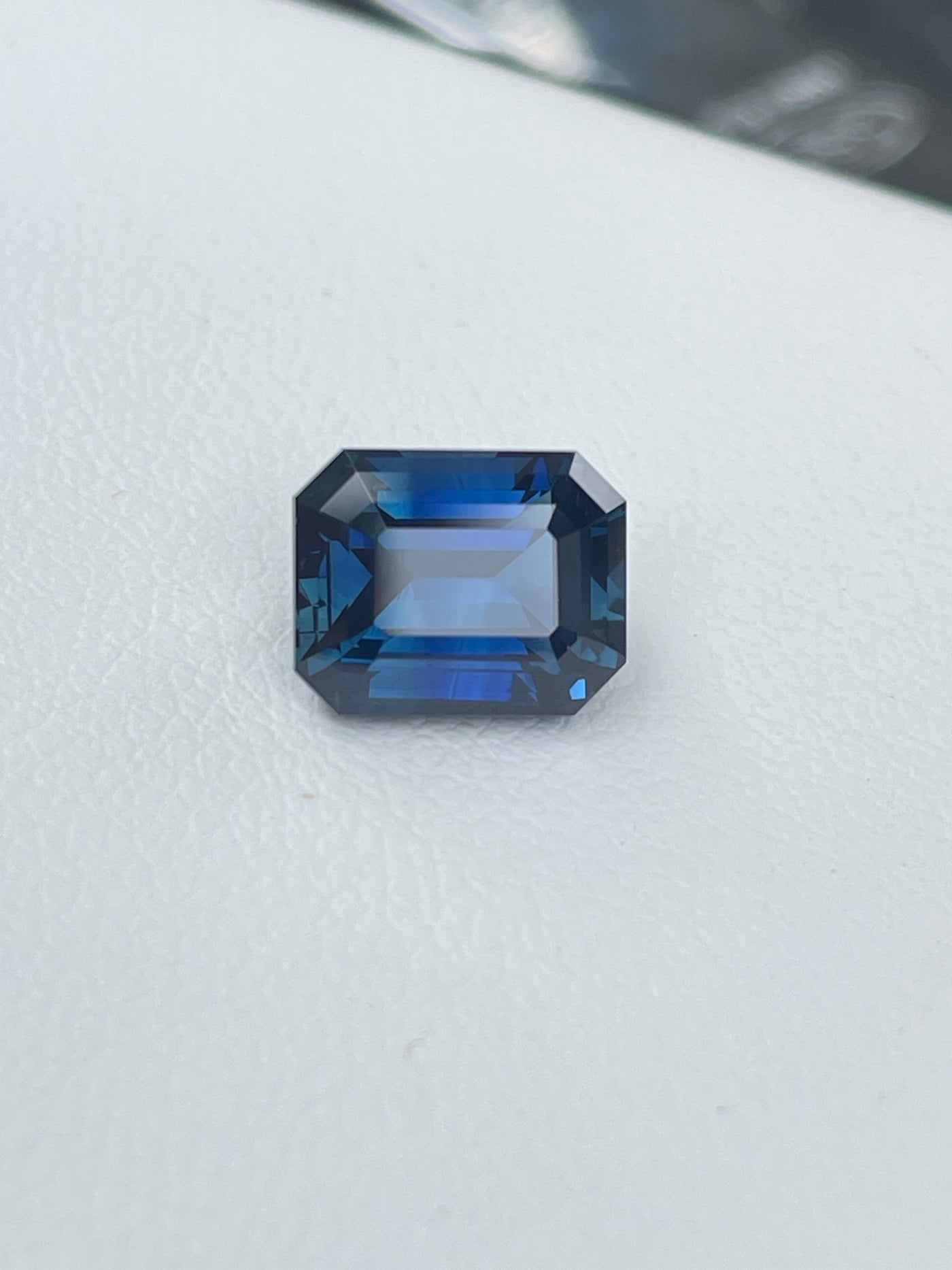 Blue Sapphire (Greenish) 3.52 CT