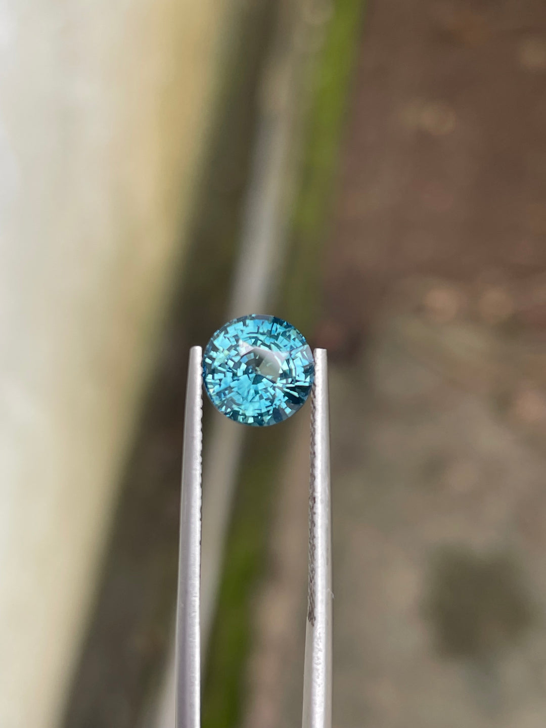 TEAL SAPPHIRE • 2.6CT