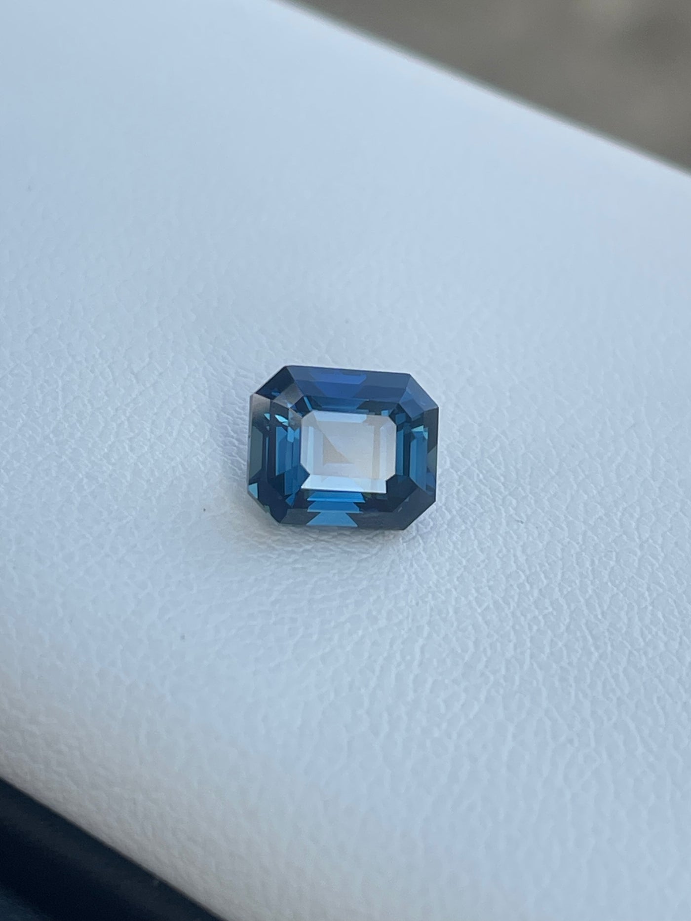 Teal Sapphire | 2.55 CT | No Heat