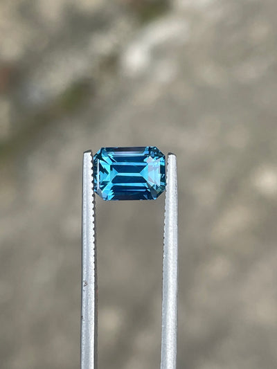 Teal Sapphire - Crystalgemlk.com