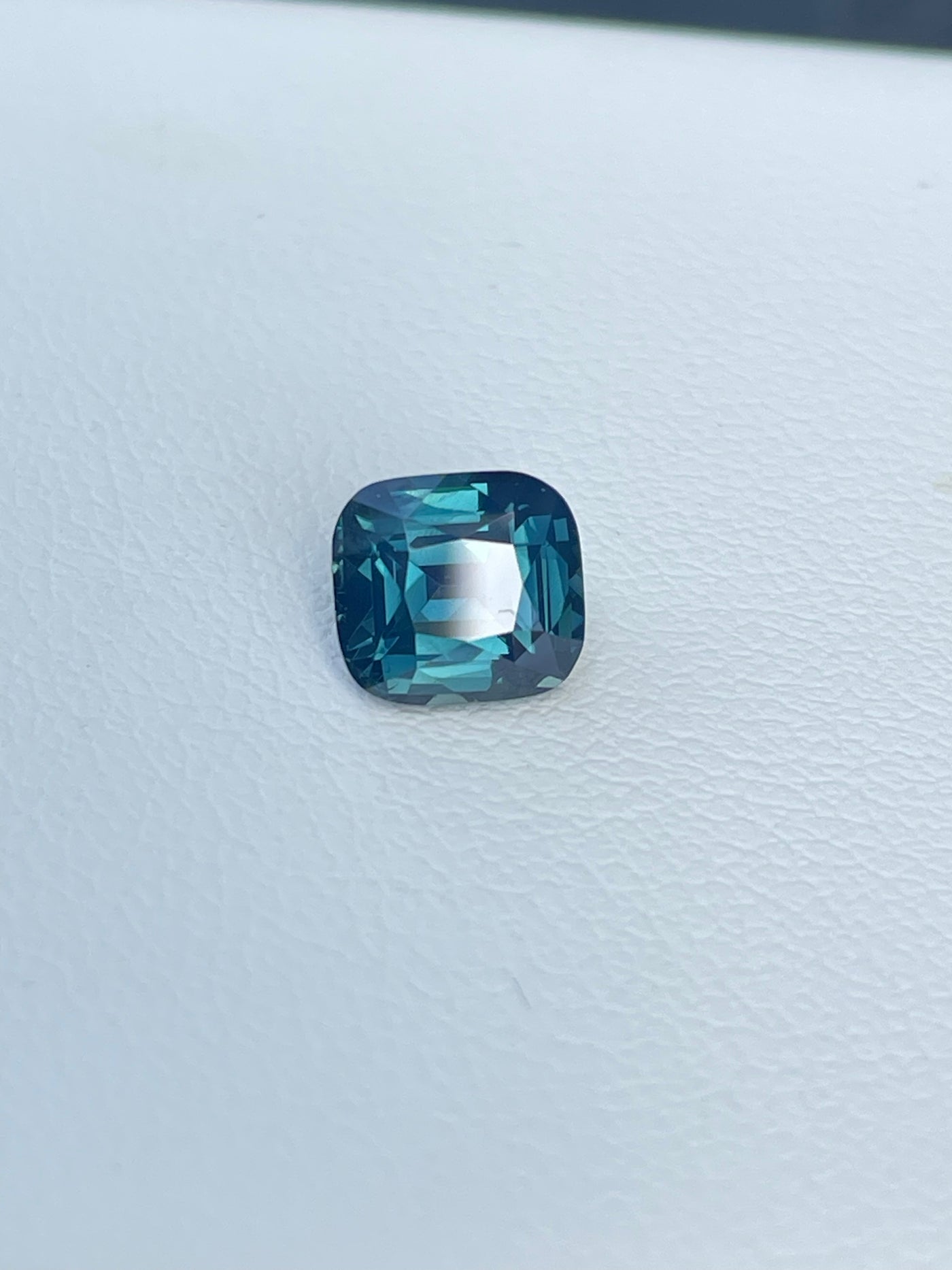 Aqua Color Sapphire  1.76CT