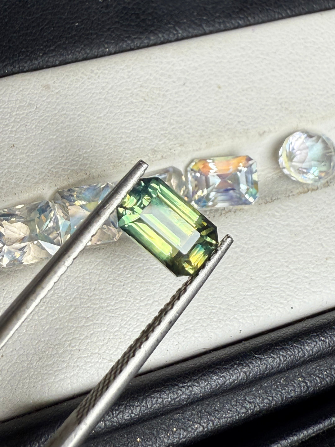 PARTI SAPPHIRE • 2.01CT