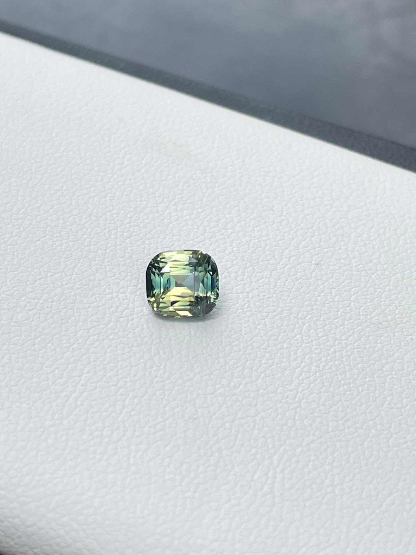 Parti Sapphire   1.39 CT