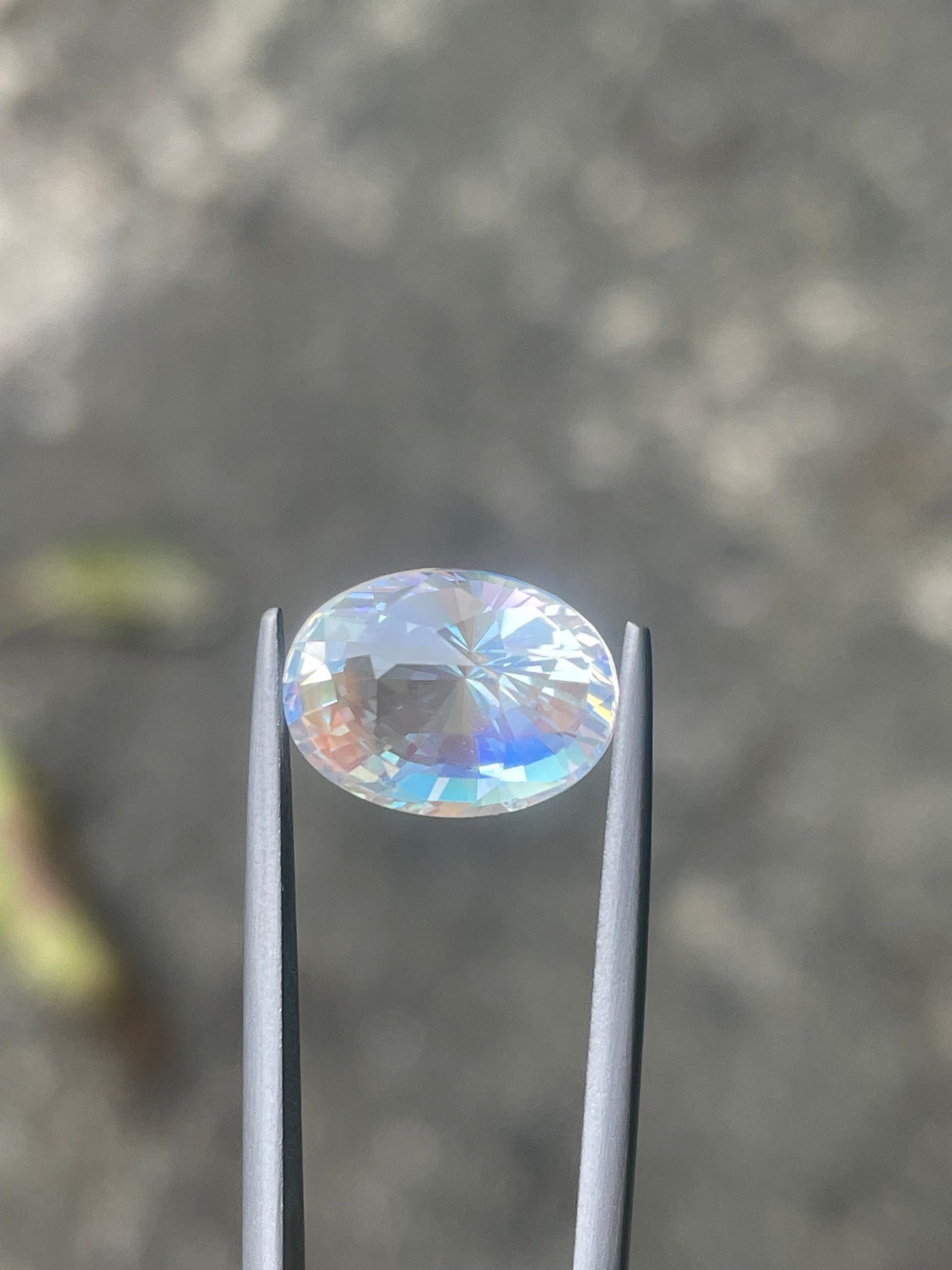 SUPER RARE RAINBOW MOONSTONE • 3.5 CT