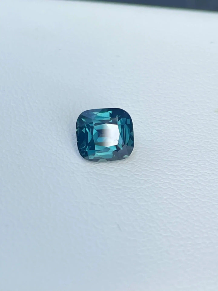 Aqua Color Sapphire  1.76CT  