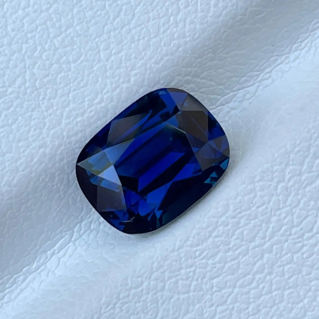 Blue Sapphire  3.10 Ct  GEMSTONES