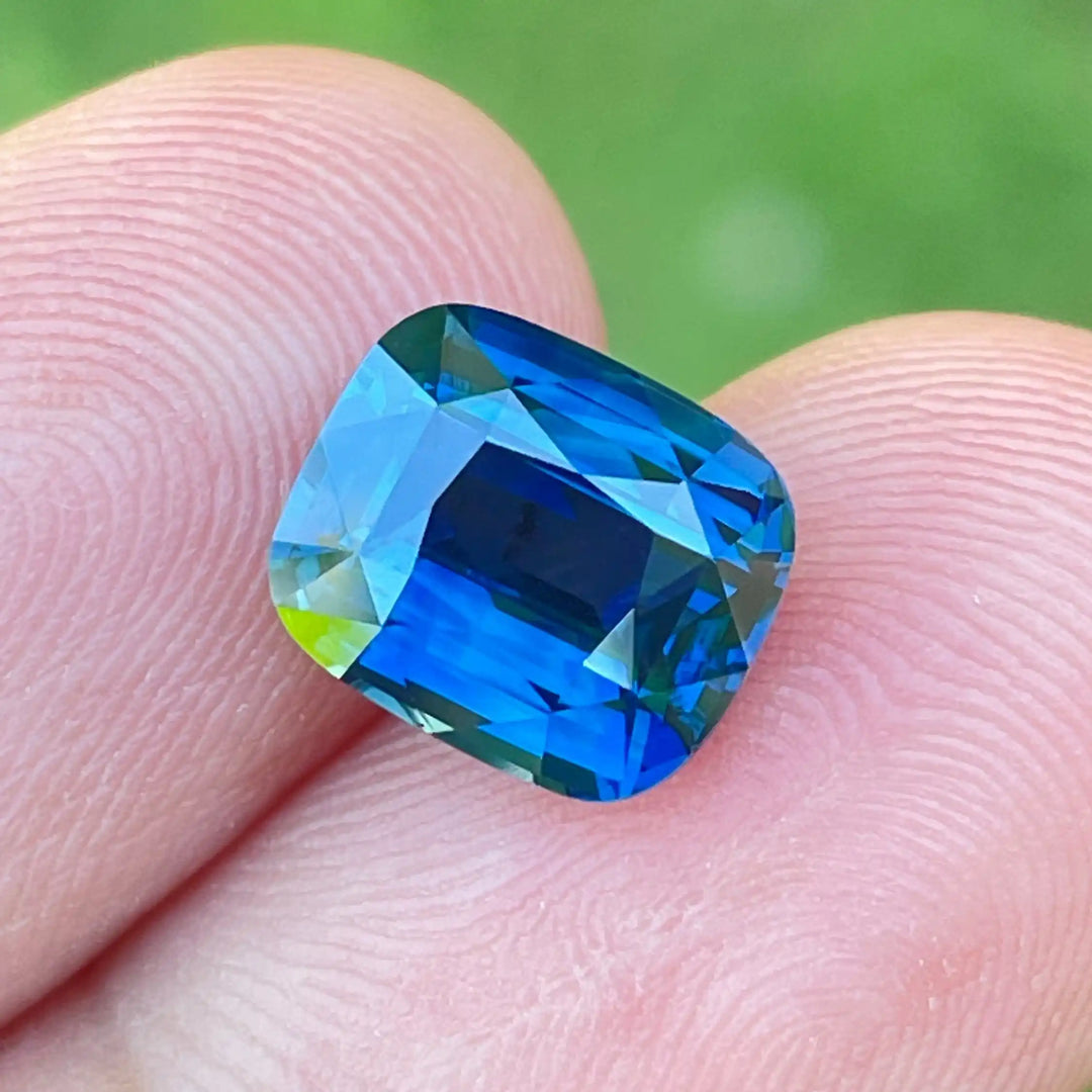Blue Sapphire 4.03 Ct  GEMSTONES