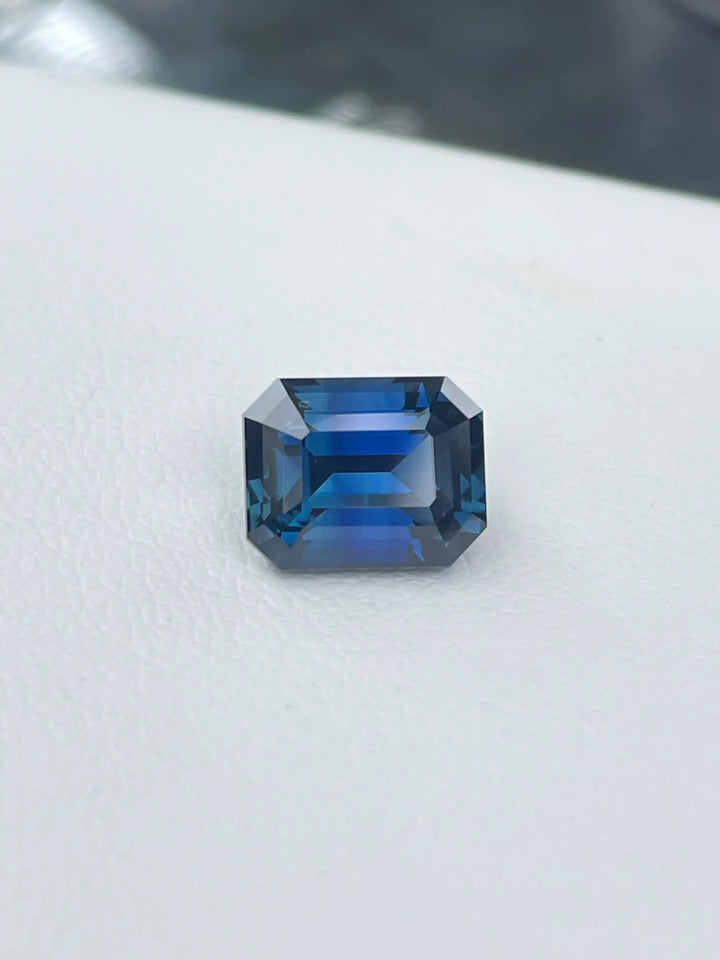 Blue Sapphire (Greenish) 3.52 CT  