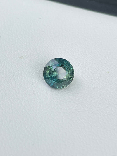 Green Sapphire  1.65 CT