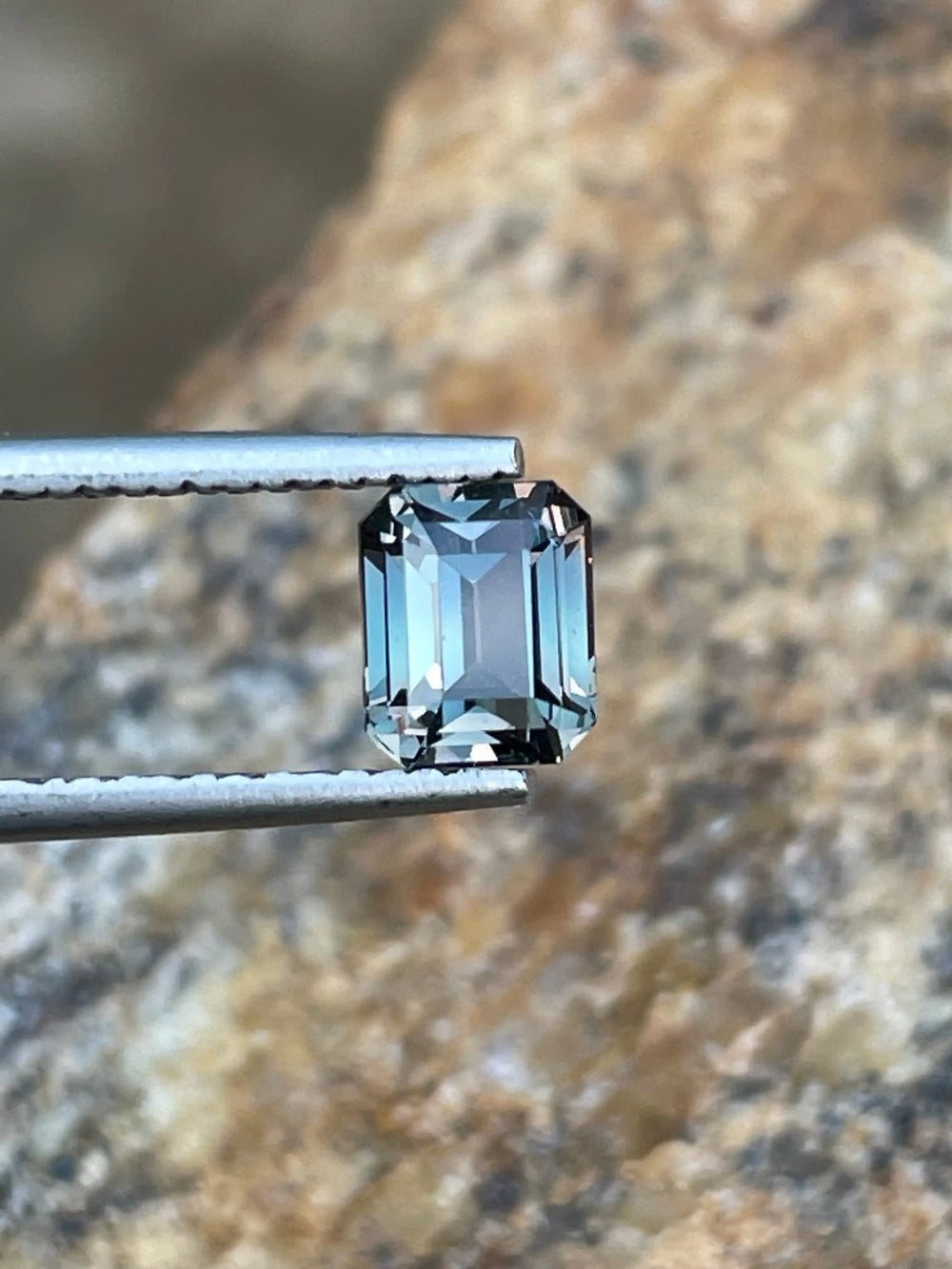 Color Change Sapphire l 1.24 Ct  GEMSTONES