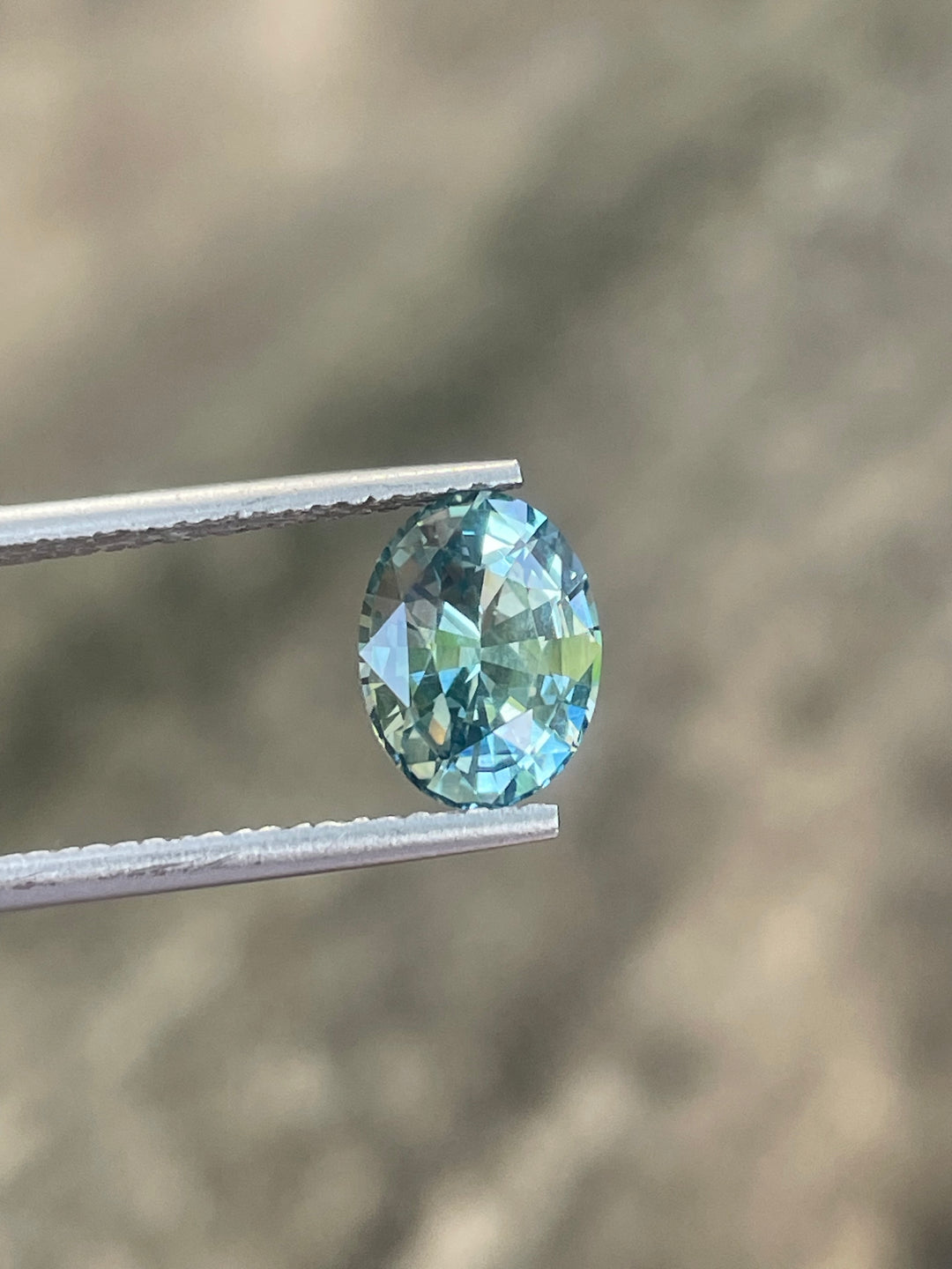 D1E0C257-158D-4EA0-9D78-151759136E6B - CRYSTAL GEM