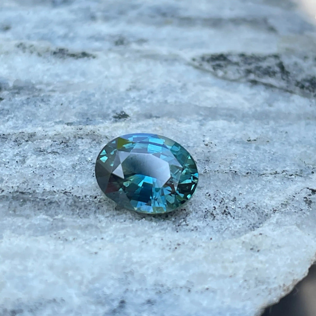 Fine Teal Sapphire l 2.53 CT  GEMSTONES