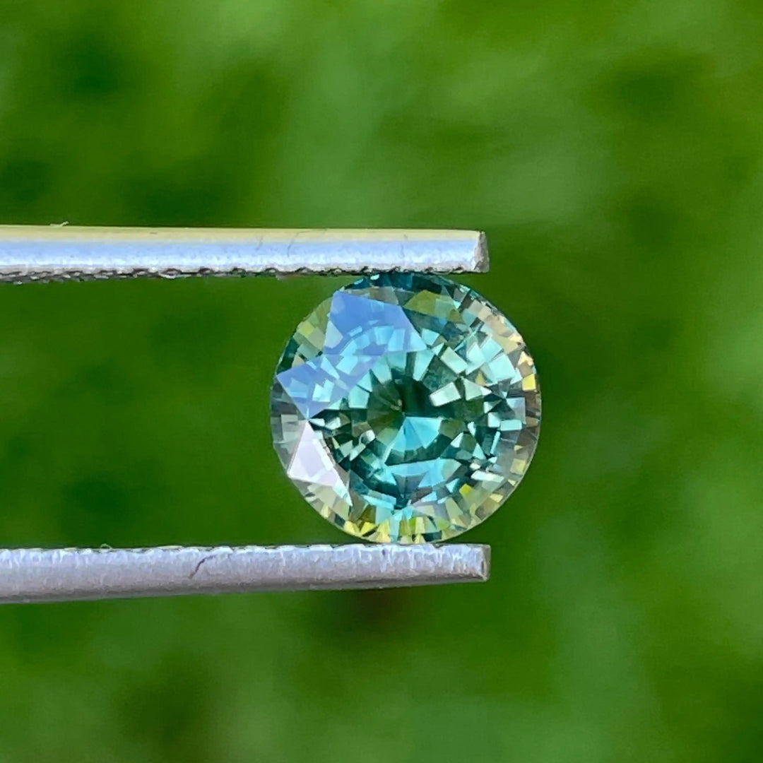 GREEN SAPPHIRE 2.0 CT  GEMSTONES