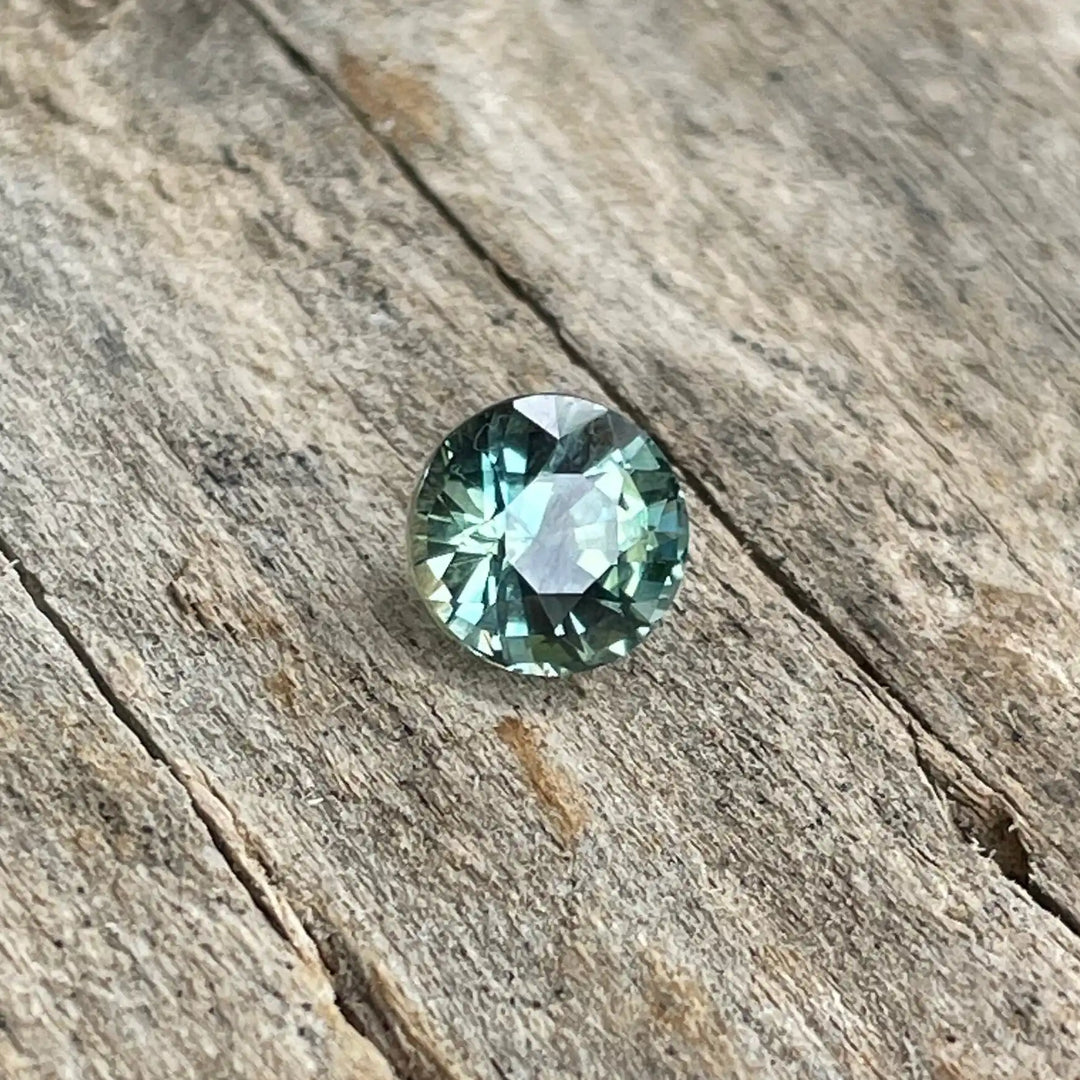 Green Sapphire  1.02 Ct  GEMSTONES