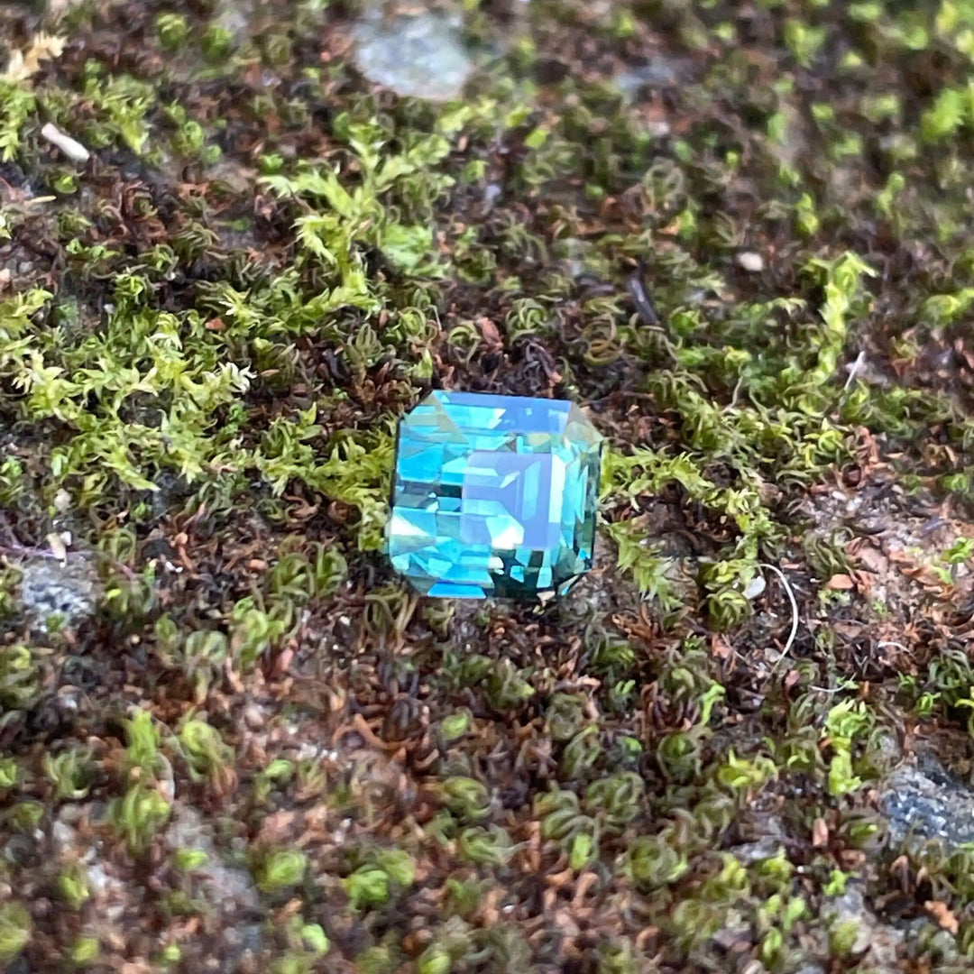 Green Sapphire 1.39 Ct  GEMSTONES