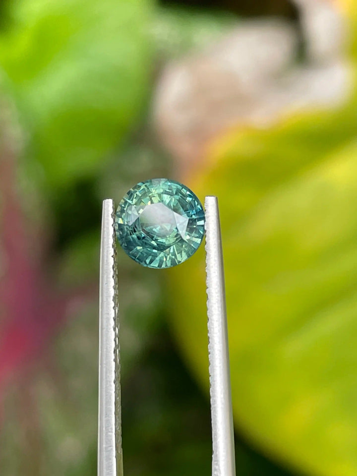 Green Sapphire  1.65 CT  