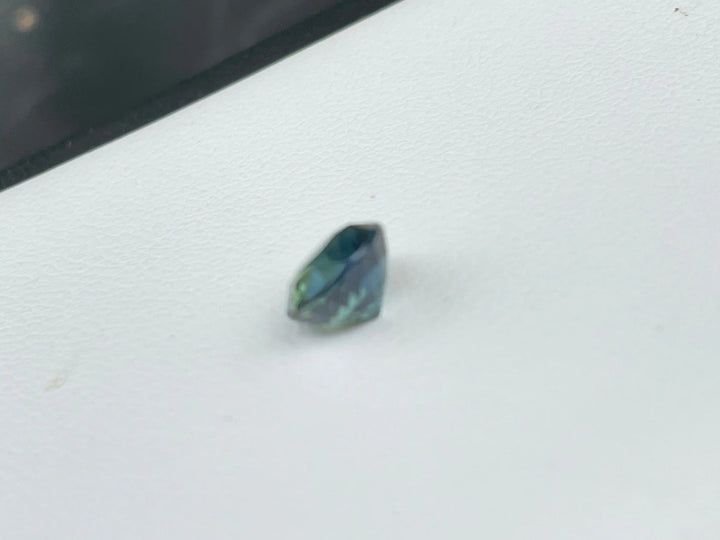 Green Sapphire  1.65 CT  