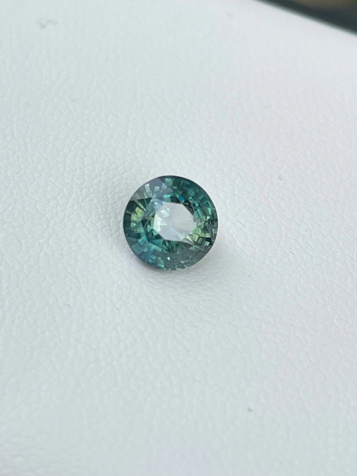 Green Sapphire  1.65 CT  