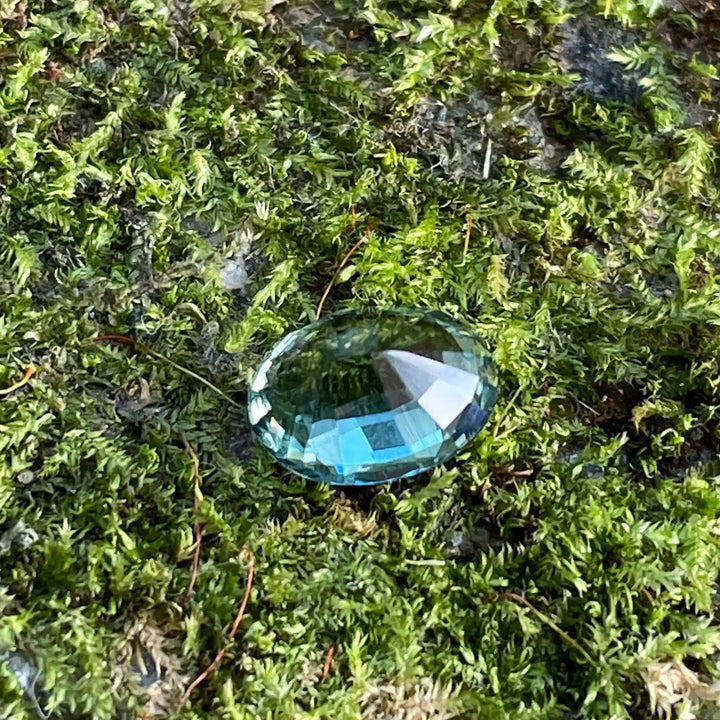 Green Sapphire  1.88 Ct  GEMSTONES