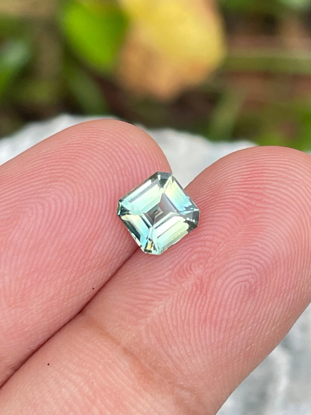 Green Sapphire l 1.25 Ct  GEMSTONES