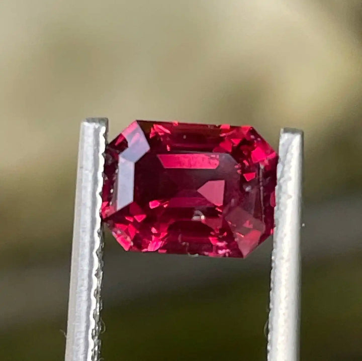 Mahenge Spinel  1.37 Ct  GEMSTONES