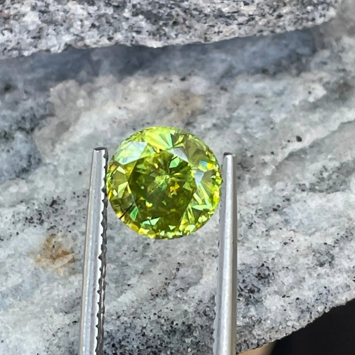 Natural Sphene l 2.1 CT  GEMSTONES