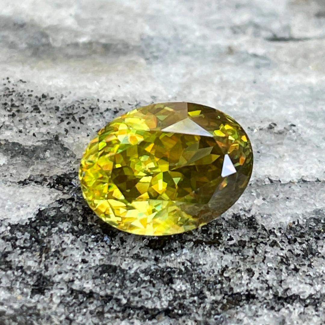 Natural Sphene l 3.0 CT  GEMSTONES