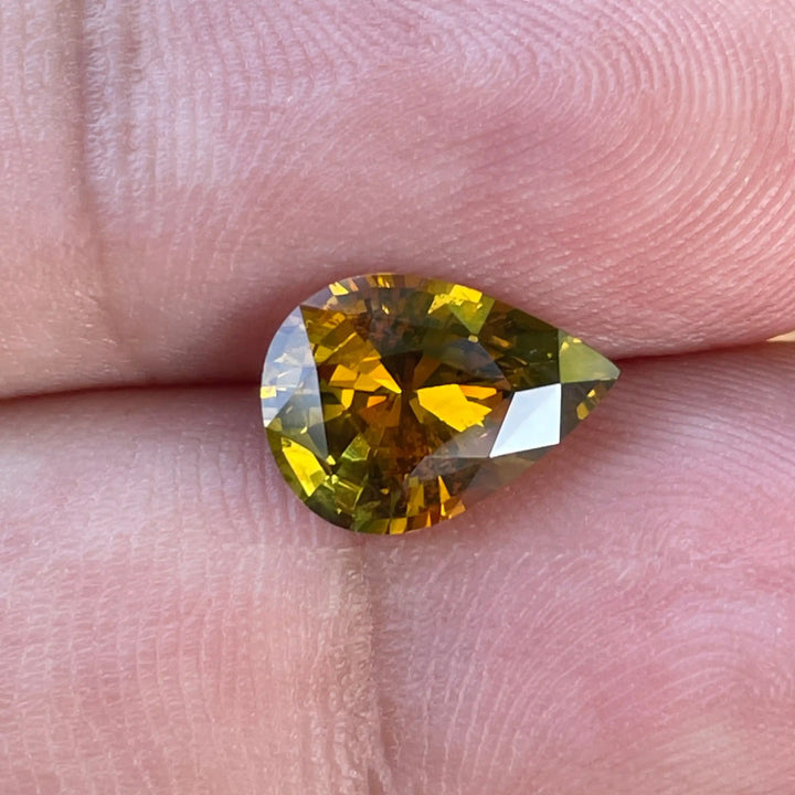 ORANGE SAPPHIRE 2.60 CT  GEMSTONES
