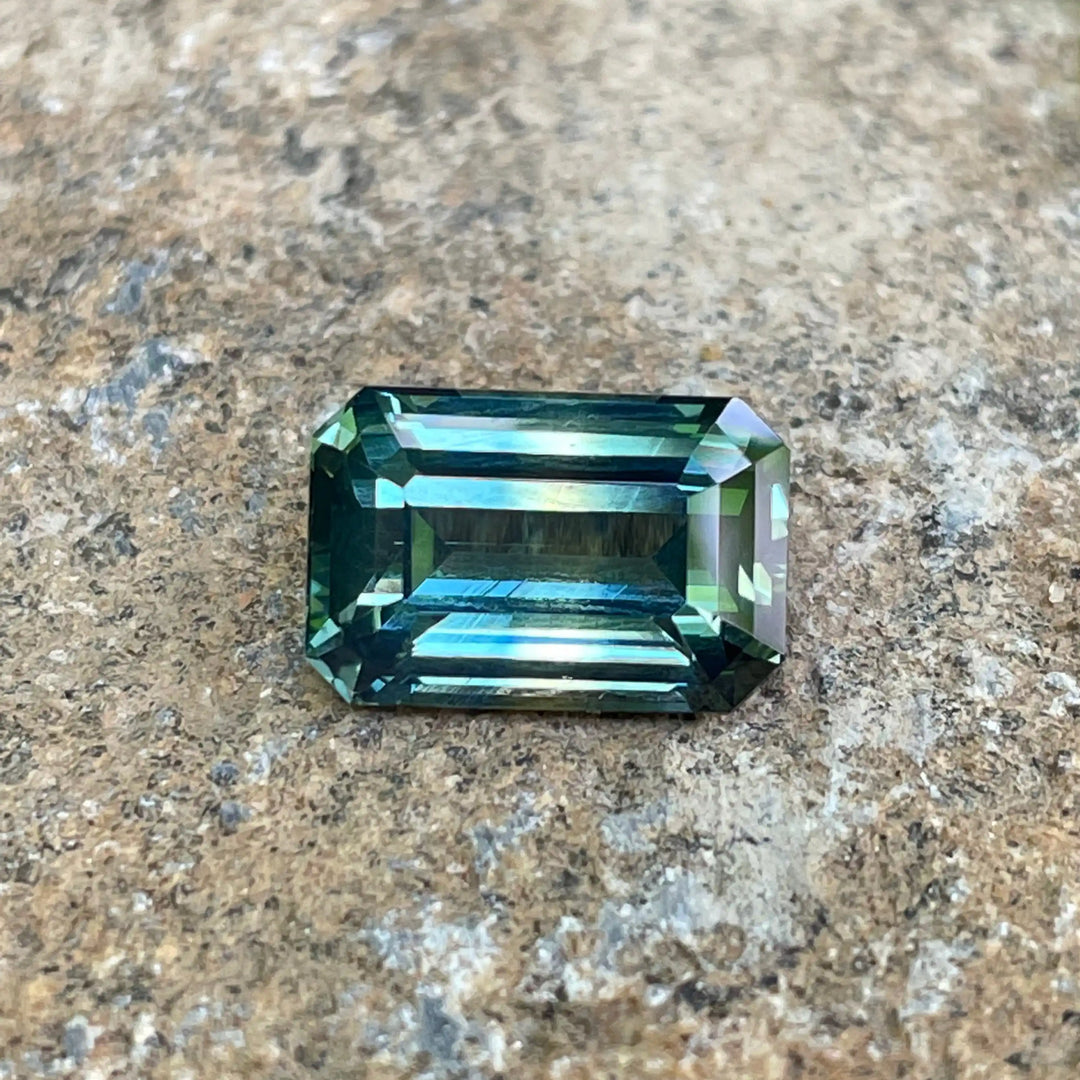 PARTI SAPPHIRE 4.76 CT  GEMSTONES