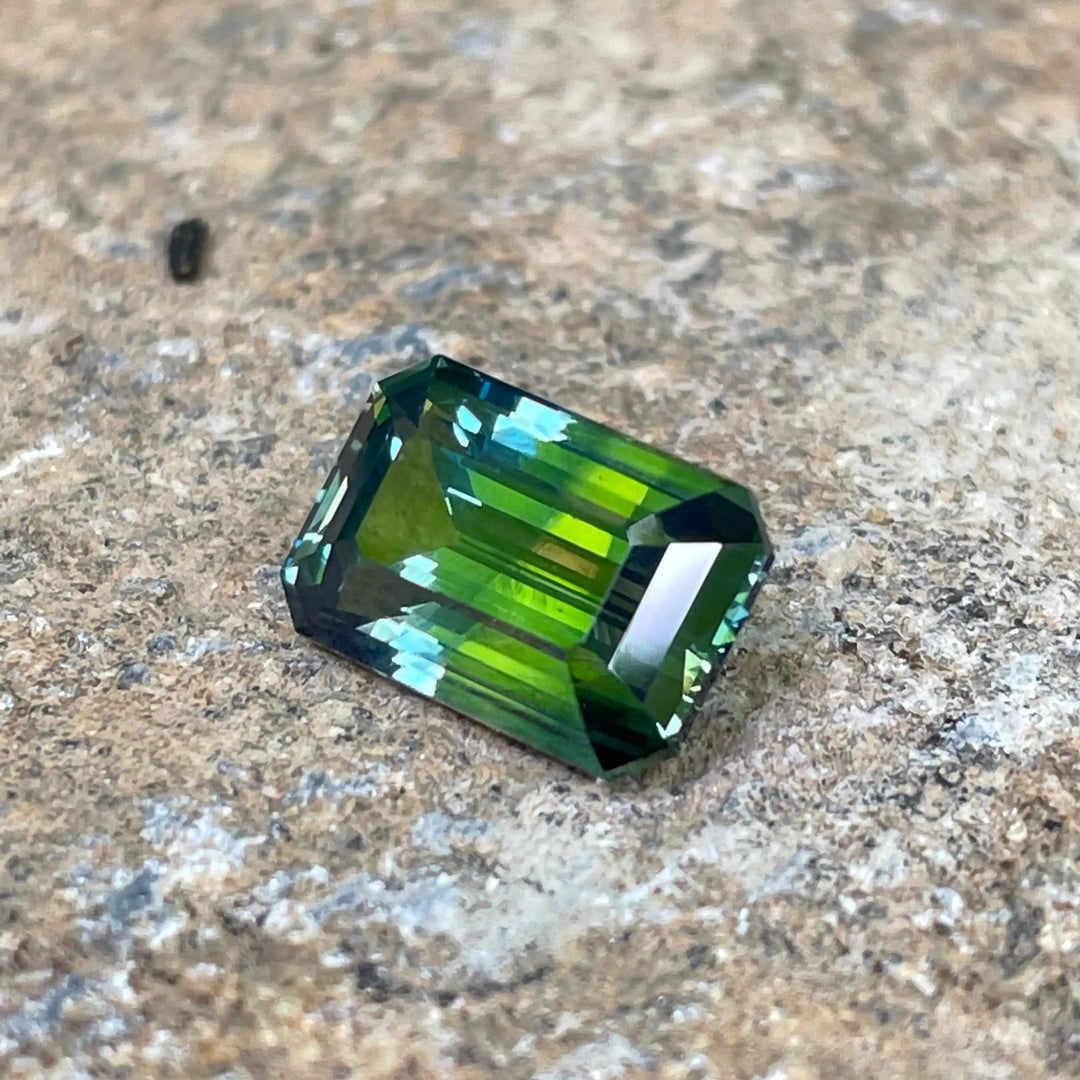 PARTI SAPPHIRE 4.76 CT  GEMSTONES