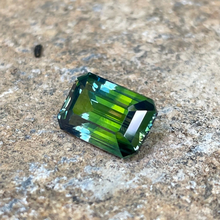 PARTI SAPPHIRE 4.76 CT  GEMSTONES