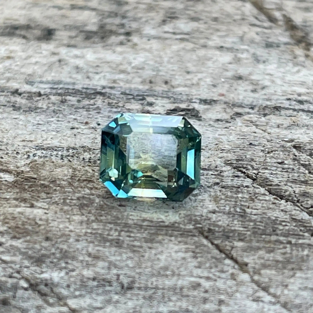 Parti Sapphire 1.05 Ct  GEMSTONES