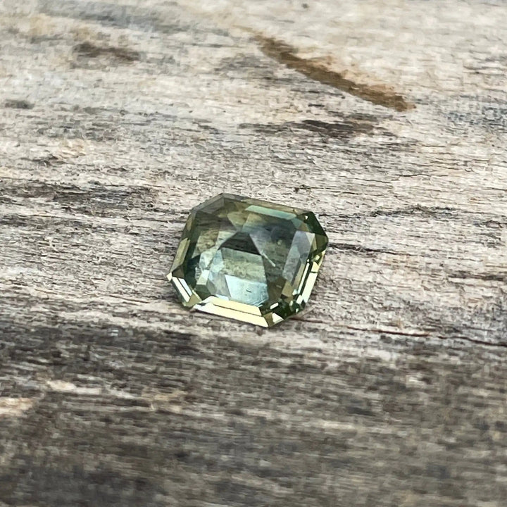 Parti Sapphire 1.10 Ct  GEMSTONES