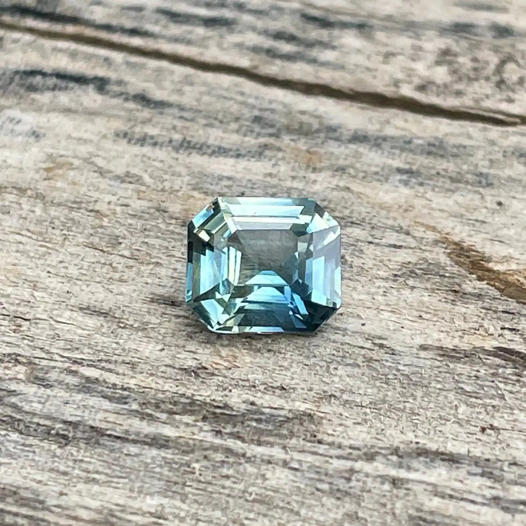 Parti Sapphire 1.10 Ct  GEMSTONES