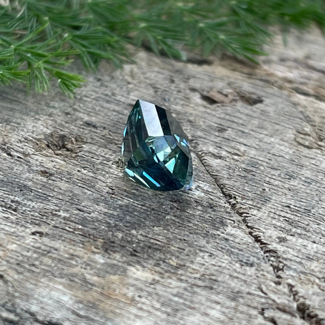 Parti Sapphire  1.15 Ct  GEMSTONES