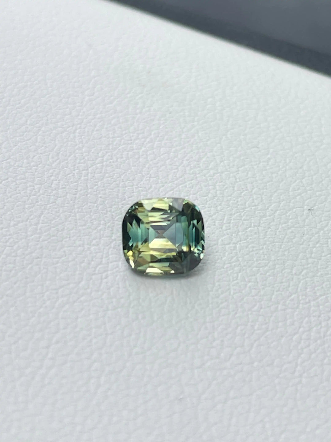 Parti Sapphire   1.39 CT  