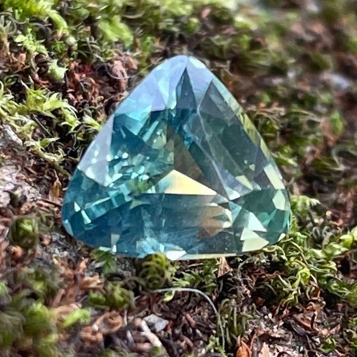 Parti Sapphire  2.10 Ct  GEMSTONES