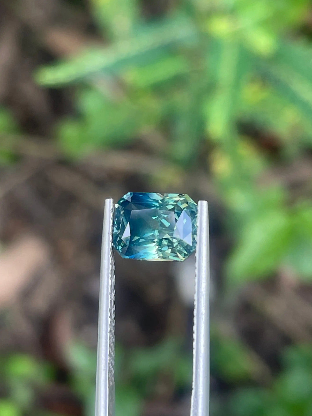 Parti Sapphire | 3.30 CT  GEMSTONES