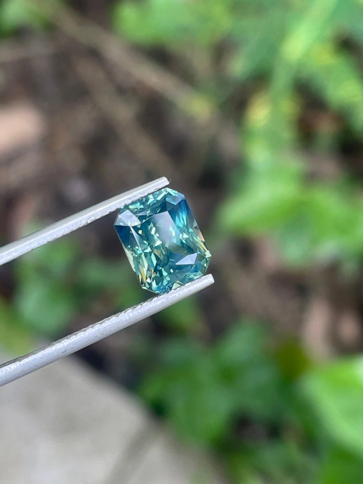 Parti Sapphire | 3.30 CT  GEMSTONES
