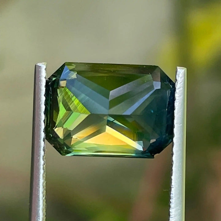 Parti Sapphire  6.05 Ct  GEMSTONES