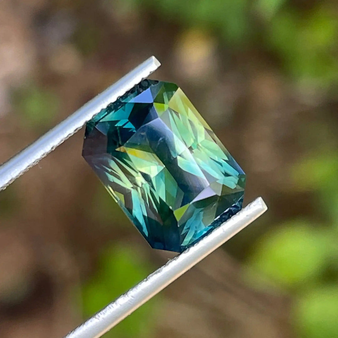 Parti Sapphire  6.05 Ct  GEMSTONES