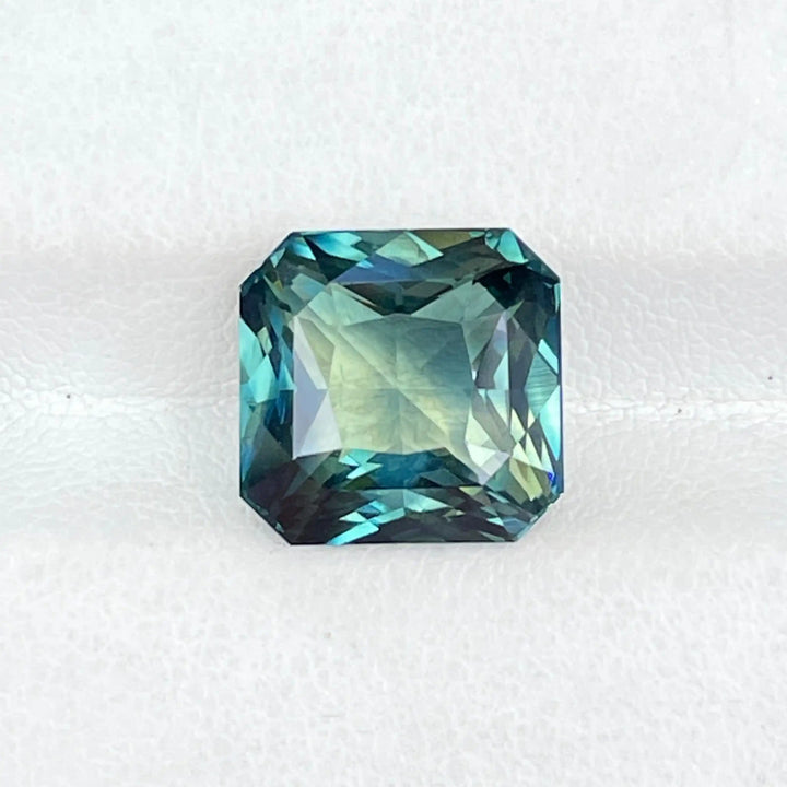 Parti Sapphire 9.05 CT  GEMSTONES