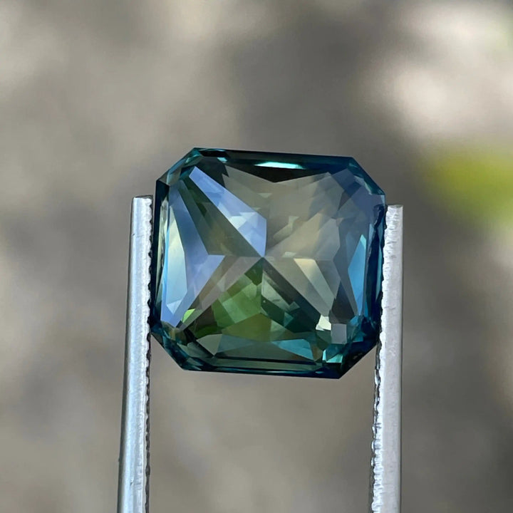 Parti Sapphire 9.05 CT  GEMSTONES